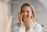 Eating for Skin Health - Copyright – Stock Photo / Register Mark