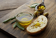 The Order You Eat May Matter - Copyright – Stock Photo / Register Mark